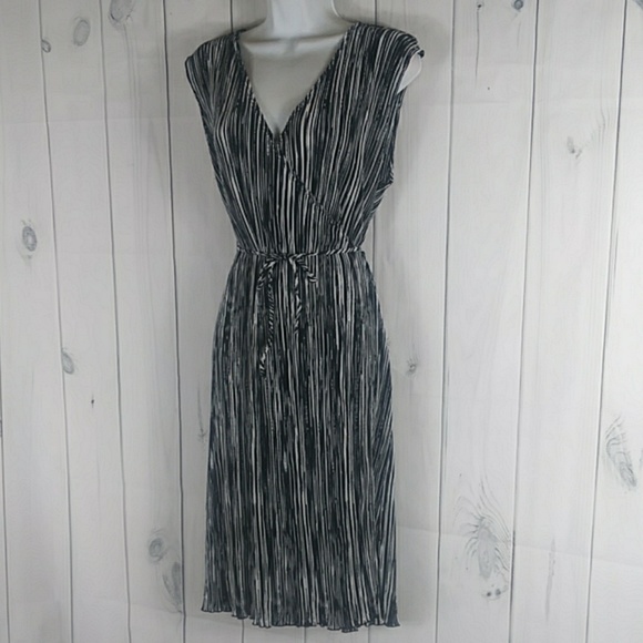 Damada Black &White Wrap Dress Medium - Picture 4 of 8